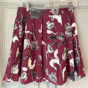 BANANA REPUBLIC Petite Exclusive Floral Design Skirt Size 2P NWT